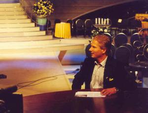 Mark performs screen tests for Dutch national television